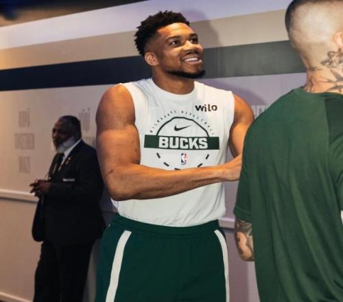 广西蓝航挑,战温州队,热合米图拉,捷报足球比分,捷报体育即时比分,捷报体育比分网,比分直播