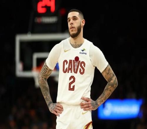 尤文官方,伊尔迪兹为,尤文防线支,捷报足球比分,捷报体育即时比分,捷报体育比分网,比分直播