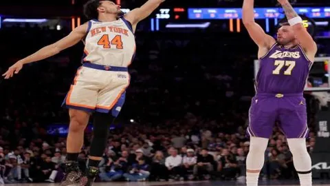 法籍球员马夏尔达成英超62球成就，位列射手榜第七