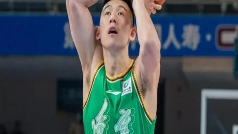 CBA焦点对决：广东队徐杰等关键球员动态及北京队赵睿、周琦最